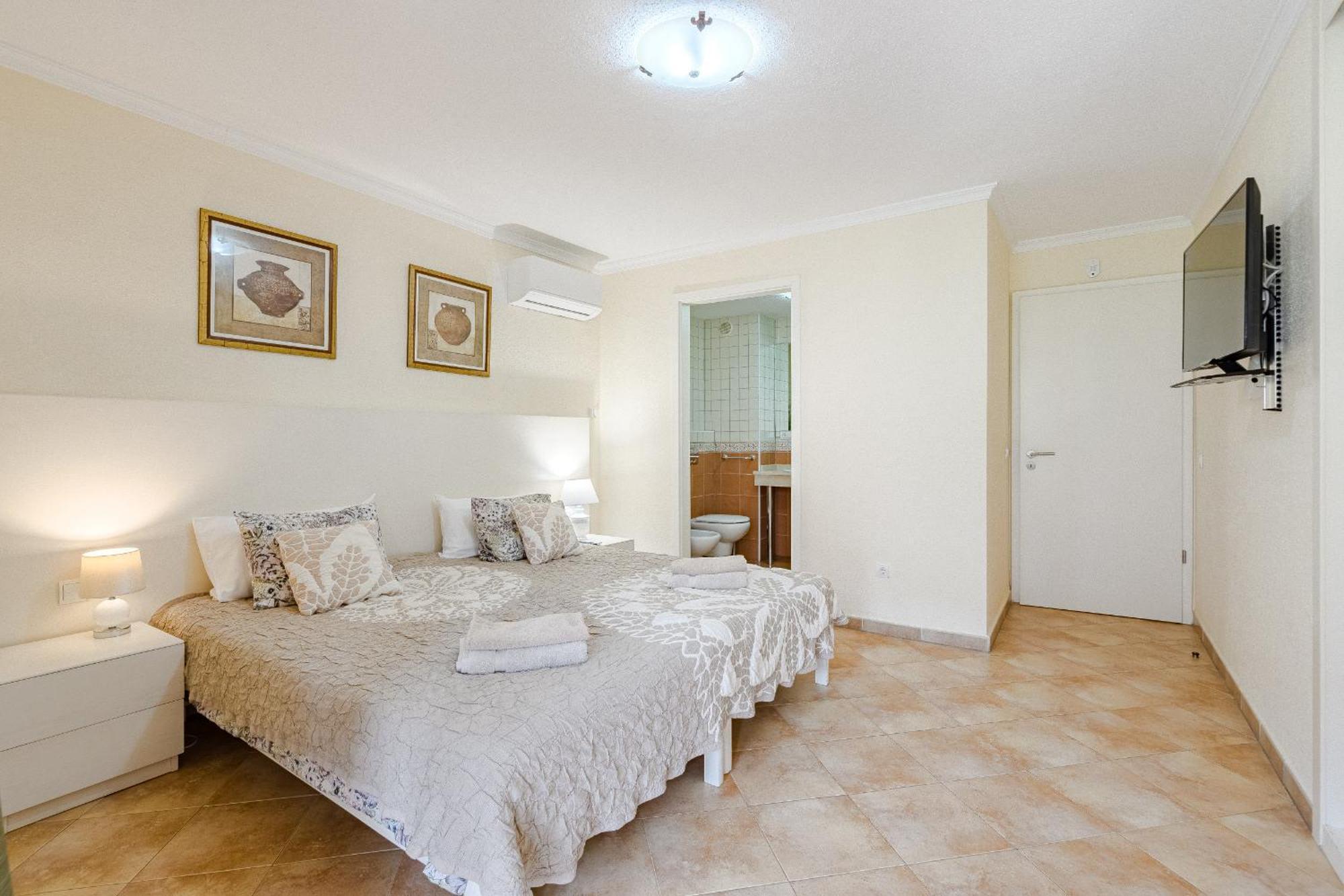 Villa With Private Pool And Beautiful Garden Лос Кристианос Экстерьер фото